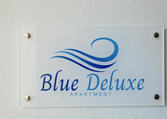Blue Deluxe アパート *